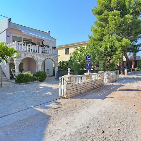 Villa Neyla Vir Luaran gambar